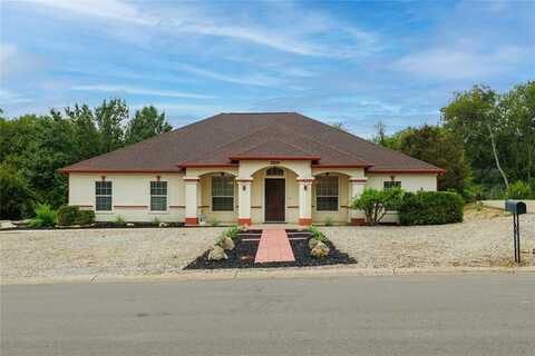 8809 Glen Hollow Drive, Fort Worth, TX 76179