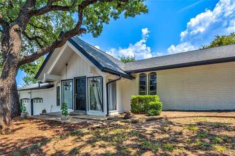 2804 Oak Cliff Lane, Arlington, TX 76012