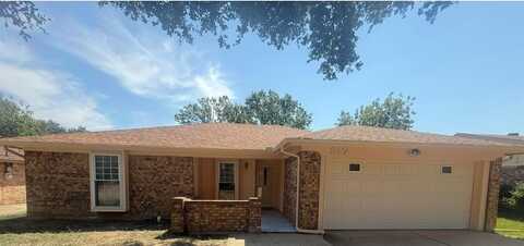 817 Lynne Lane, Burleson, TX 76028