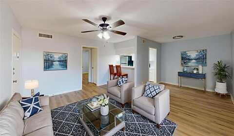 12816 Midway Road, Dallas, TX 75244