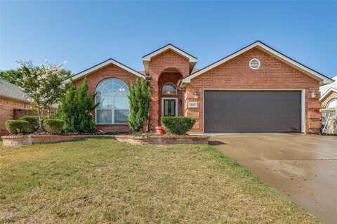 8732 Creede Trail, Fort Worth, TX 76118