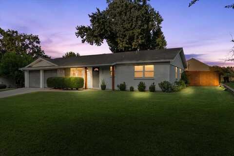 425 Glenhaven Drive, Azle, TX 76020