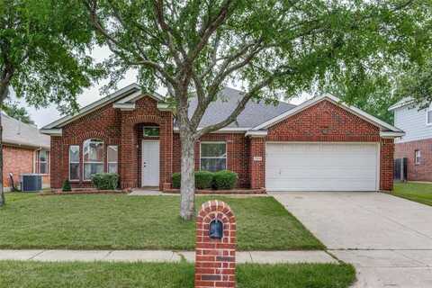 7104 Sunburst Trail, Denton, TX 76210
