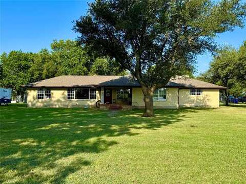 1703 County Road 312, Gainesville, TX 76240