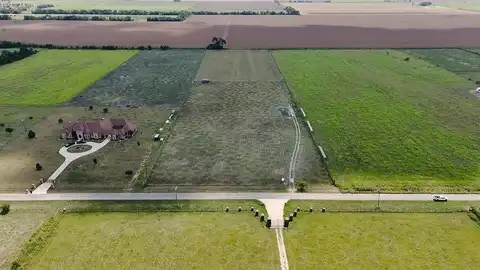 1901 Hunsucker Road, Red Oak, TX 75152