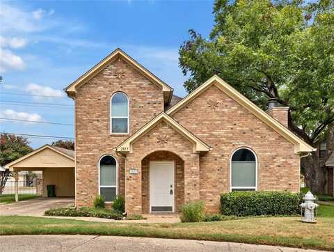 2815 Inniswood Circle, Arlington, TX 76015