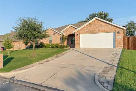 3733 Cecelia Lane, Forest Hill, TX 76140