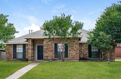 1014 Brookhaven Drive, Lancaster, TX 75134