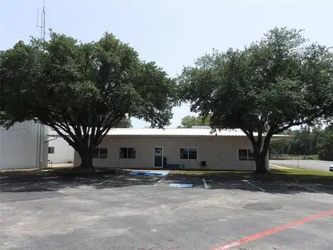 2005 Tile Factory Road, Palestine, TX 75801