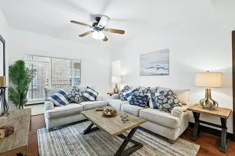 4444 Harlanwood Drive, Fort Worth, TX 76109