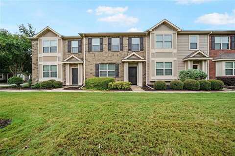 6808 Carrington Lane, Fort Worth, TX 76137