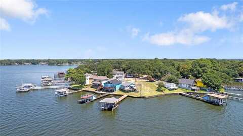 173 Tanglewood Drive, Mabank, TX 75156