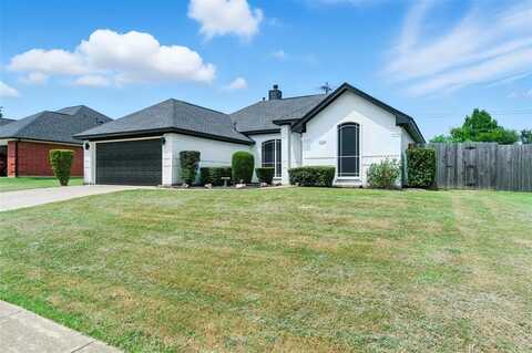 1109 Blackbird Court, Burleson, TX 76028
