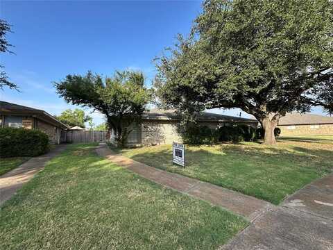 306 Towne House Lane, Richardson, TX 75081