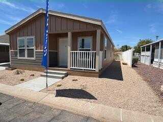 10960 N 67th Avenue #182, Glendale, AZ 85304