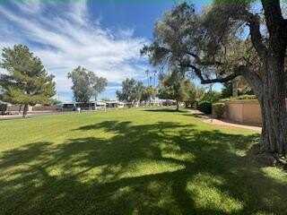 10960 N 67th Avenue #211, Glendale, AZ 85304