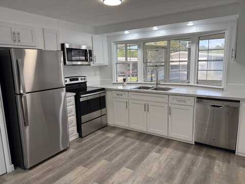 101 Queen Palm, Naples, FL 34114
