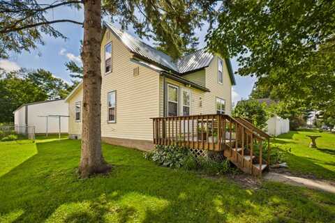 108 Central Ave S, Bertha, MN 56437