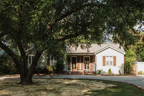 808 Poplar, Greenwood, MS 38930