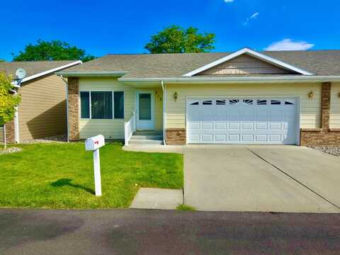 3121 New Hope Dr, Billings, MT 59102