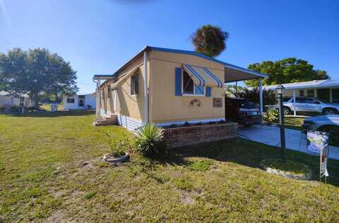 32 S. Pioneer St., North Fort Myers, FL 33917