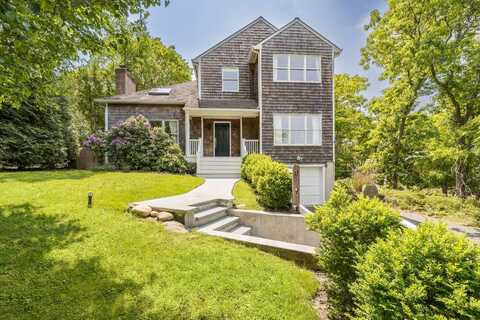 29 Oyster Pond Lane, East Hampton, NY 11937