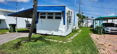212 FUN AVE, Bradenton, FL 34208
