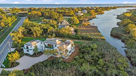 1076 Ocean Road, Bridgehampton, NY 11976