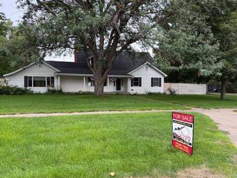 528 E John St., O'Neill, NE 68763