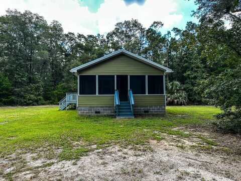 27 Whippoorwill Ln, Crawfordville, FL 32327