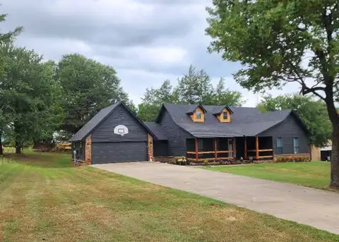 39767 Cedar Hills Cir, Howe, OK 74940