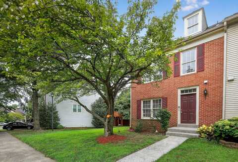 14012 Betsy Ross Ln, Centreville, VA 20121