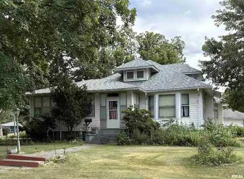 523 W 4TH Street, Centralia, IL 62801