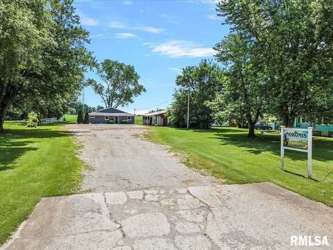 900 E UNION Street, Nokomis, IL 62075