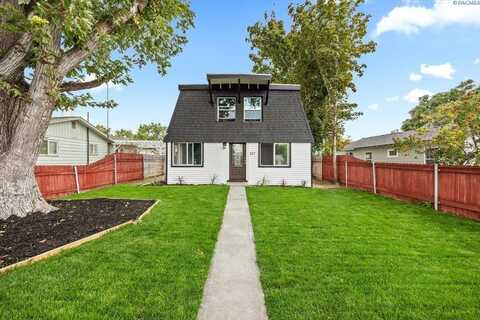217 Birch St, Burbank, WA 99323
