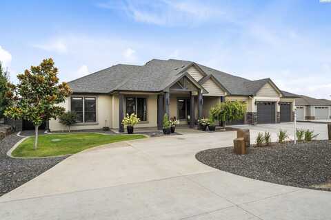 84704 E Wallowa Rd, Kennewick, WA 99338