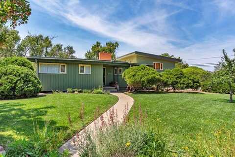3303 Morris Ave, Pueblo, CO 81008