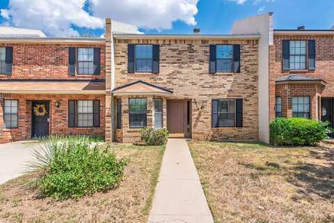 3210 Preston Dr, Midland, TX 79707