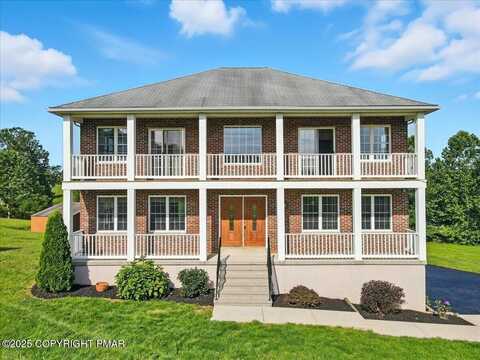 2107 Pohopoco Drive N, Kunkletown, PA 18058