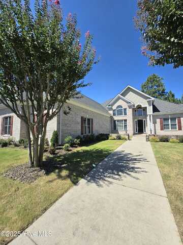 30 New Castle Place, Pinehurst, NC 28374