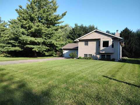 135 SE Liverpool, POPLAR GROVE, IL 61065