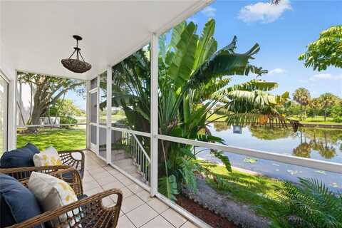 3581 Inverrary Dr, Lauderhill, FL 33319