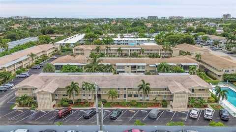 2111 NE 42nd Ct, Lighthouse Point, FL 33064