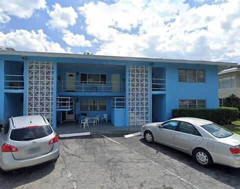 3204 Colony Club Rd, Pompano Beach, FL 33062