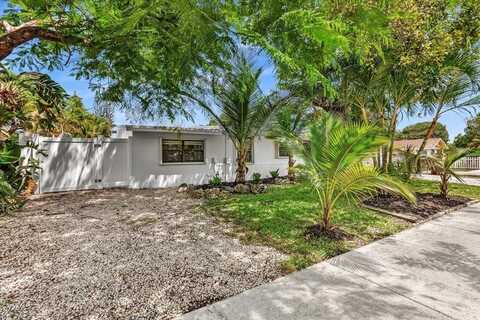 700 NE 3rd Avenue, Pompano Beach, FL 33060