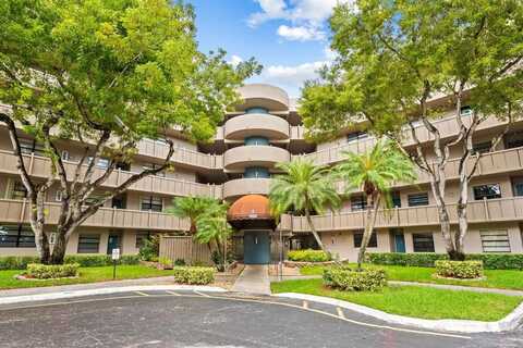1000 Colony Point Cir, Pembroke Pines, FL 33026