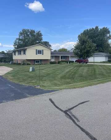5915 OAK LANE Drive, WINNECONNE, WI 54986