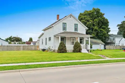 2009 WALDO Boulevard, MANITOWOC, WI 54220