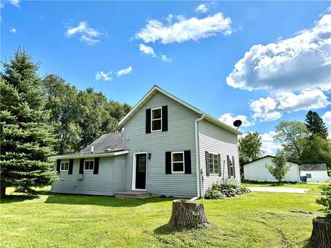 104 E Schneider Street, Rice Lake, WI 54868