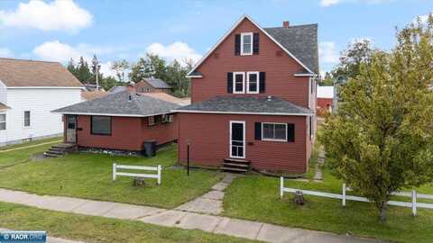 213 & 215 W 4th Ave, Aurora, MN 55705